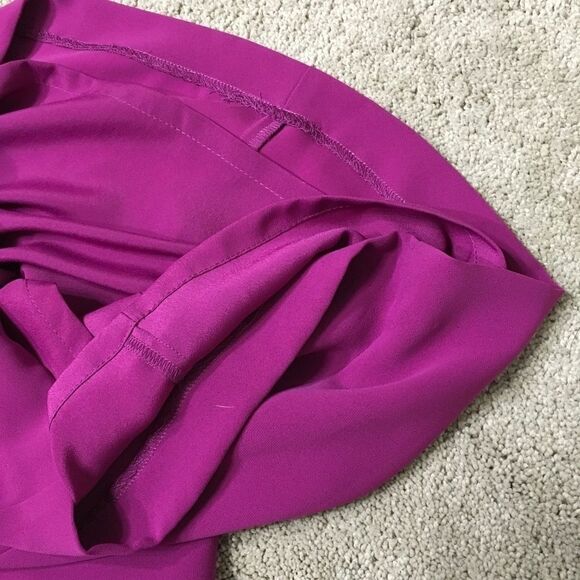 Trina Turk fuchsia cold shoulder sheath dress. NWOT - Picture 4 of 5